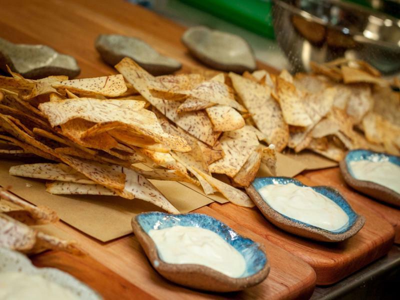 Altitude On Montville Exteriör bild Baked pita chips